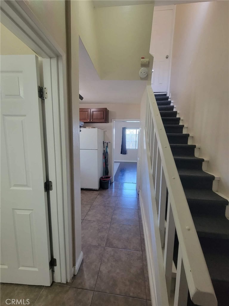 643 Unit C E 7th Property Photo 8