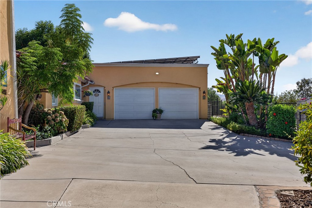 11530 Terracina Boulevard Property Photo 10