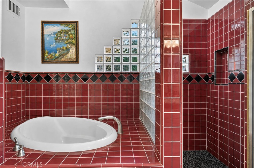 11530 Terracina Boulevard Property Photo 32