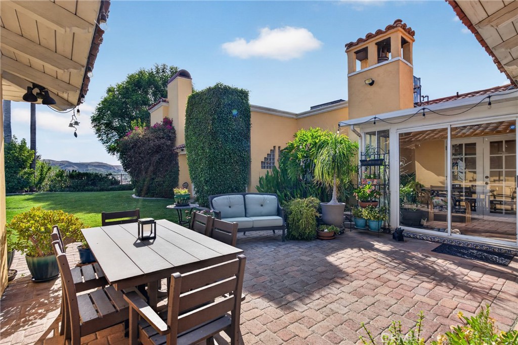 11530 Terracina Boulevard Property Photo 34