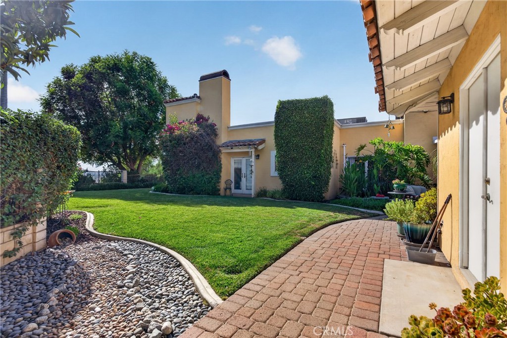 11530 Terracina Boulevard Property Photo 35