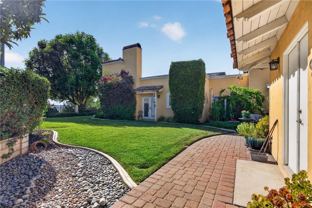 11530 Terracina Boulevard Property Photo 35