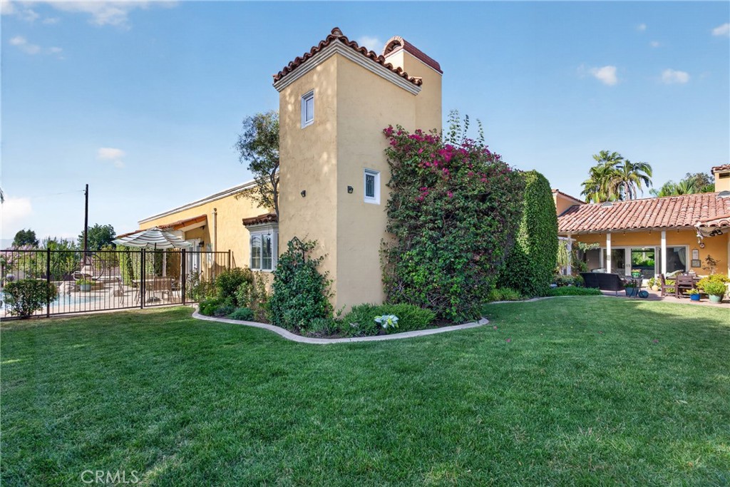 11530 Terracina Boulevard Property Photo 36