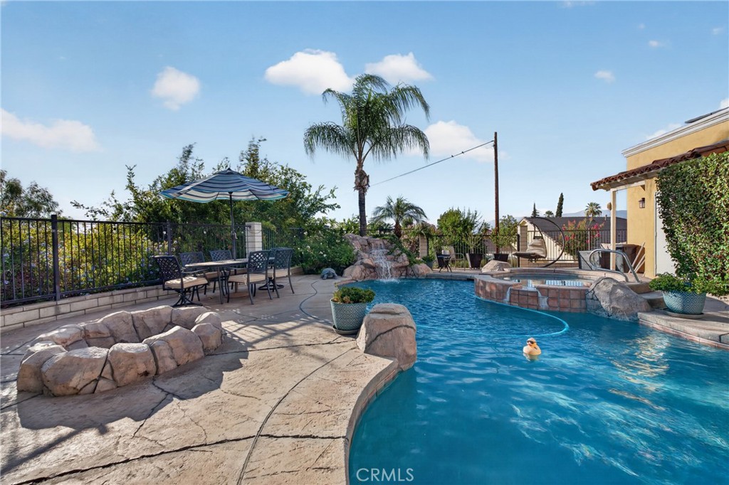 11530 Terracina Boulevard Property Photo 37