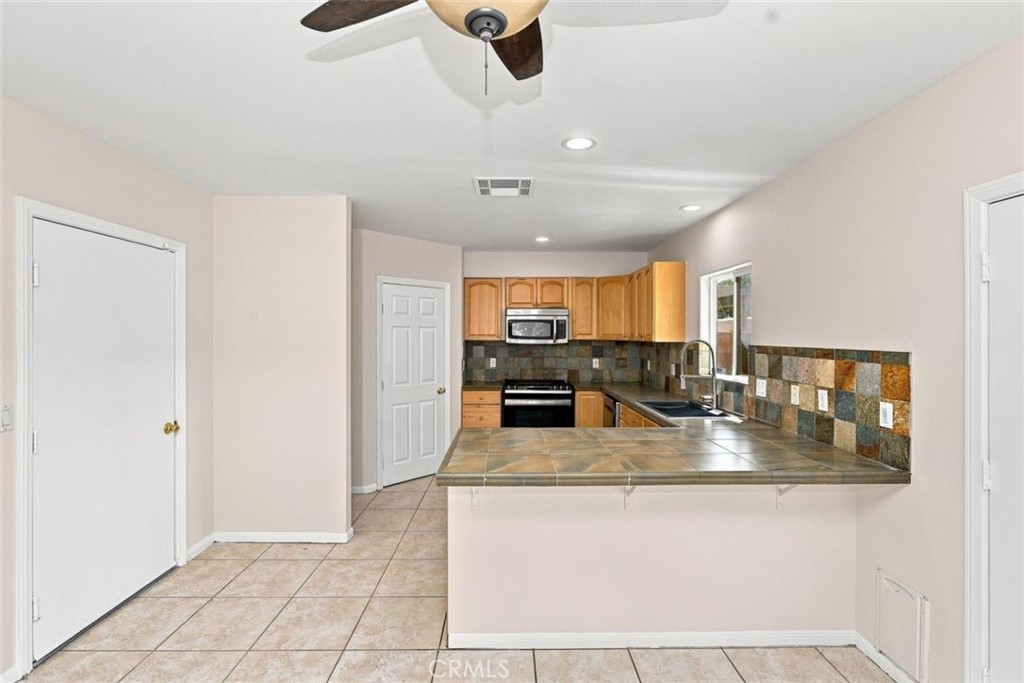 33275 Campus Lane Property Photo 8