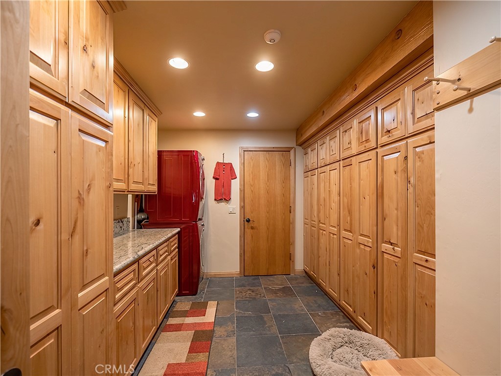 42028 Sky View Property Photo 11