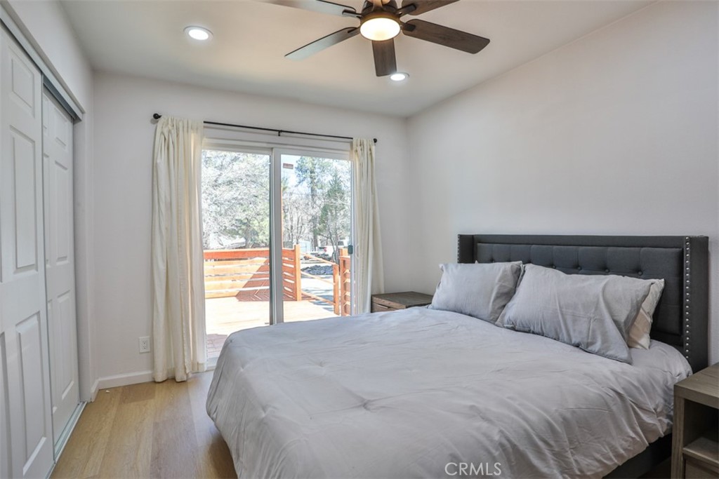 672 Talmadge Property Photo 15