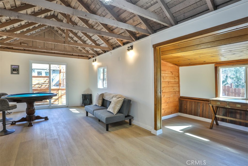 672 Talmadge Property Photo 33