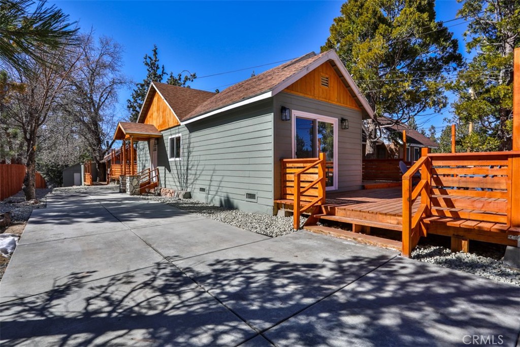 672 Talmadge Property Photo 40