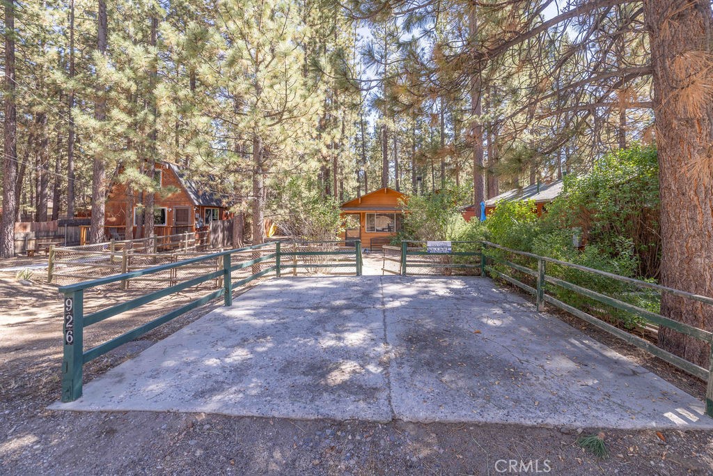 926 Robinhood Property Photo 21