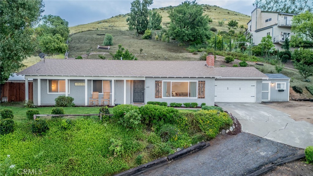 4659 Crestview Property Photo 1