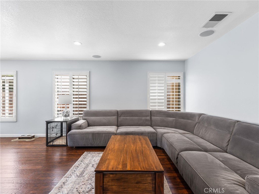 10285 Agate Avenue Property Photo 16