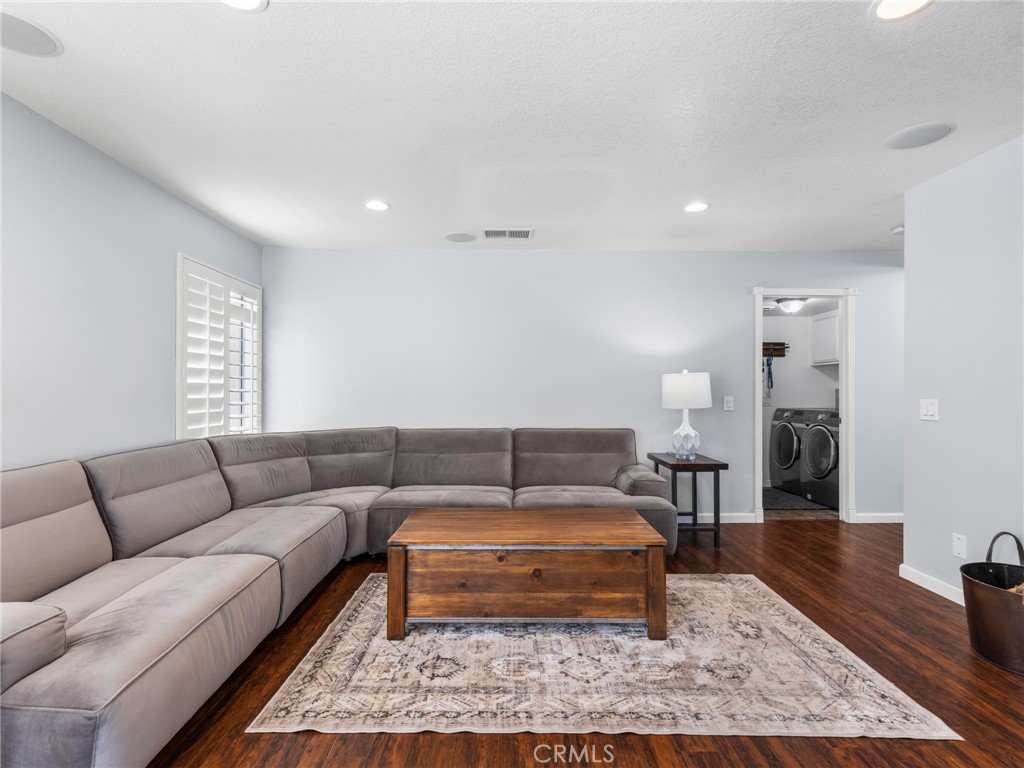 10285 Agate Avenue Property Photo 17