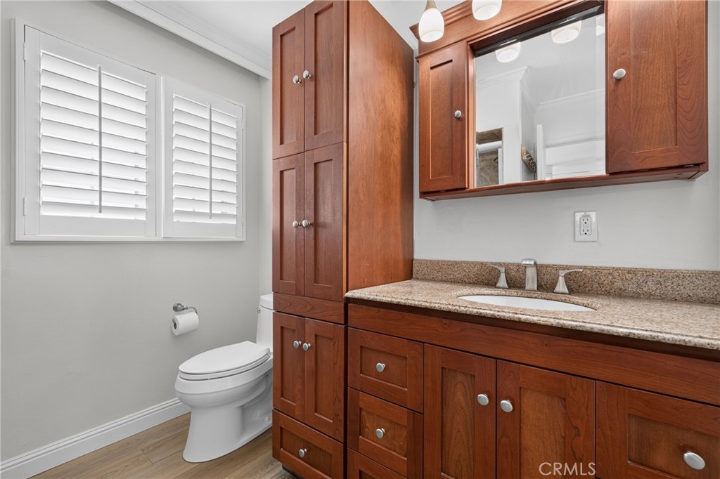 636 E Mariposa Property Photo 27