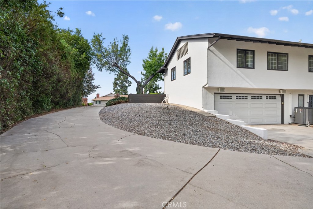 636 E Mariposa Property Photo 43