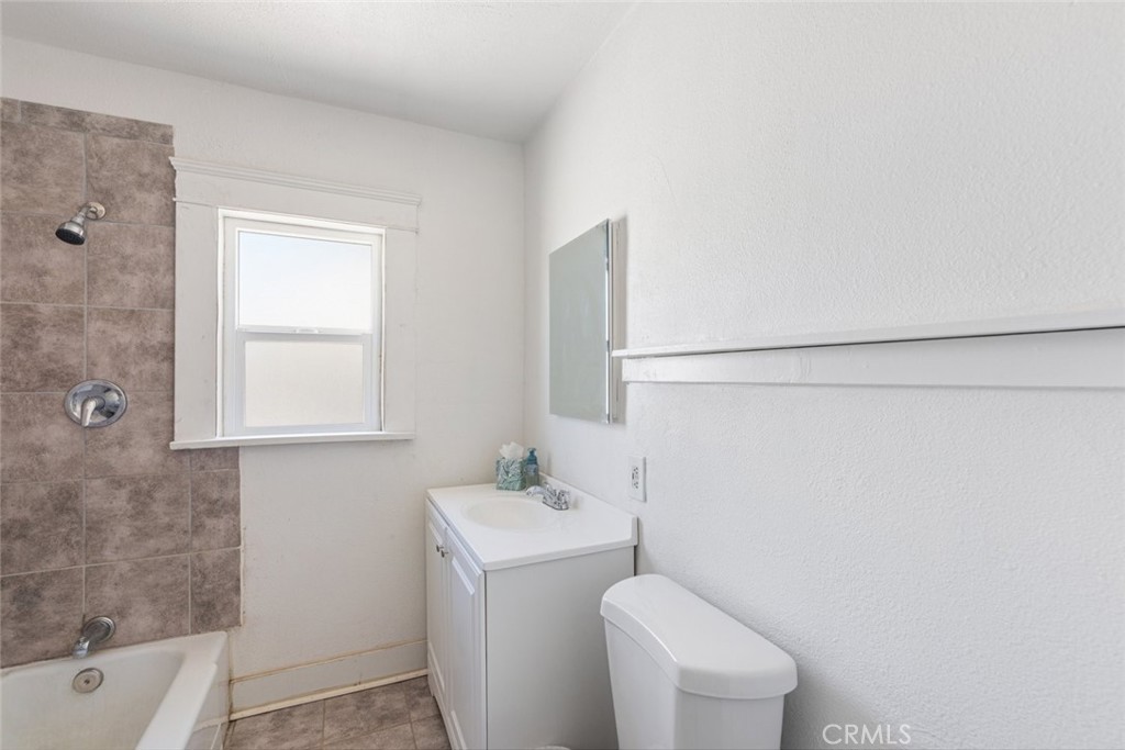 655 Edgar Property Photo 19