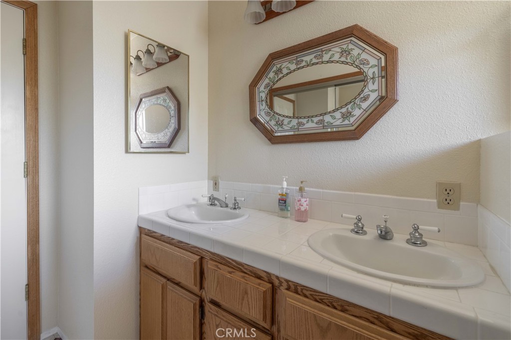 444 Elysian Property Photo 20