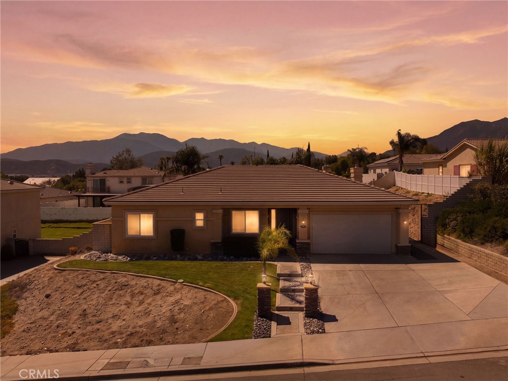 6680 Darling Property Photo 1