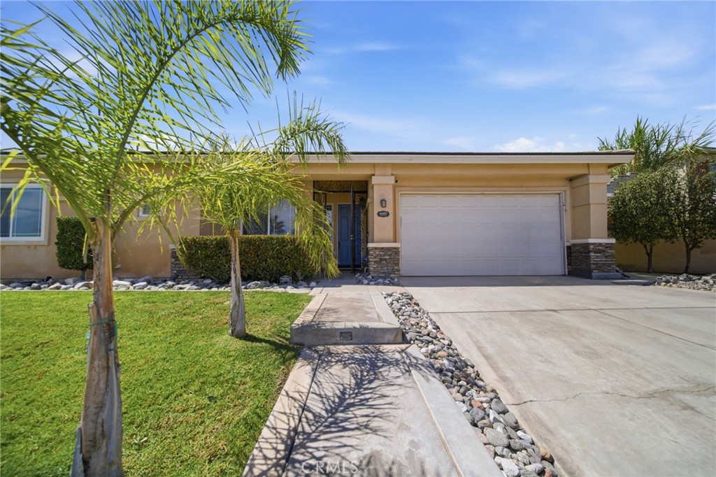 6680 Darling Property Photo 4