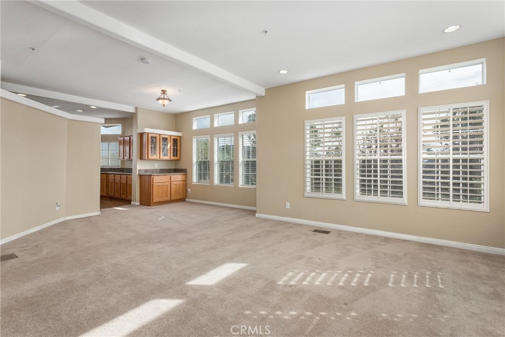 47180 Woodcliff Drive Property Photo 7