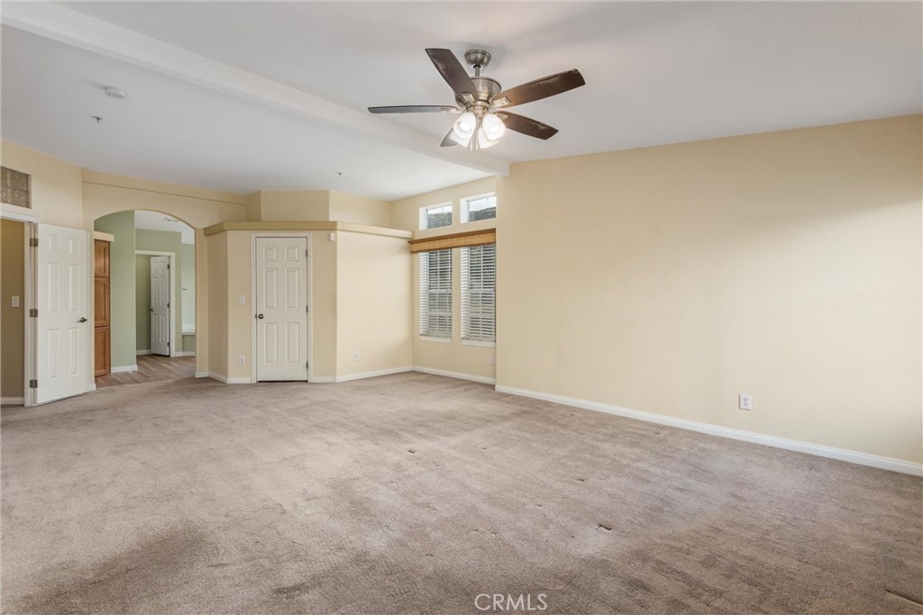 47180 Woodcliff Drive Property Photo 18