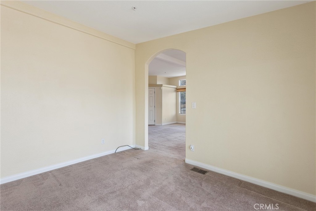 47180 Woodcliff Drive Property Photo 21