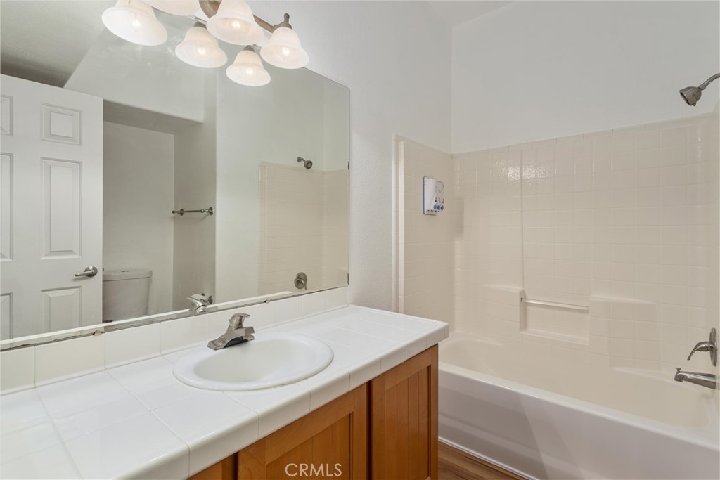 47180 Woodcliff Drive Property Photo 26