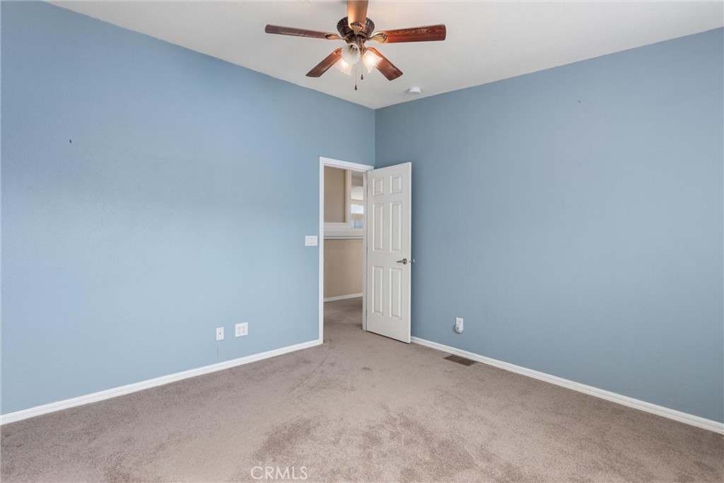 47180 Woodcliff Drive Property Photo 28