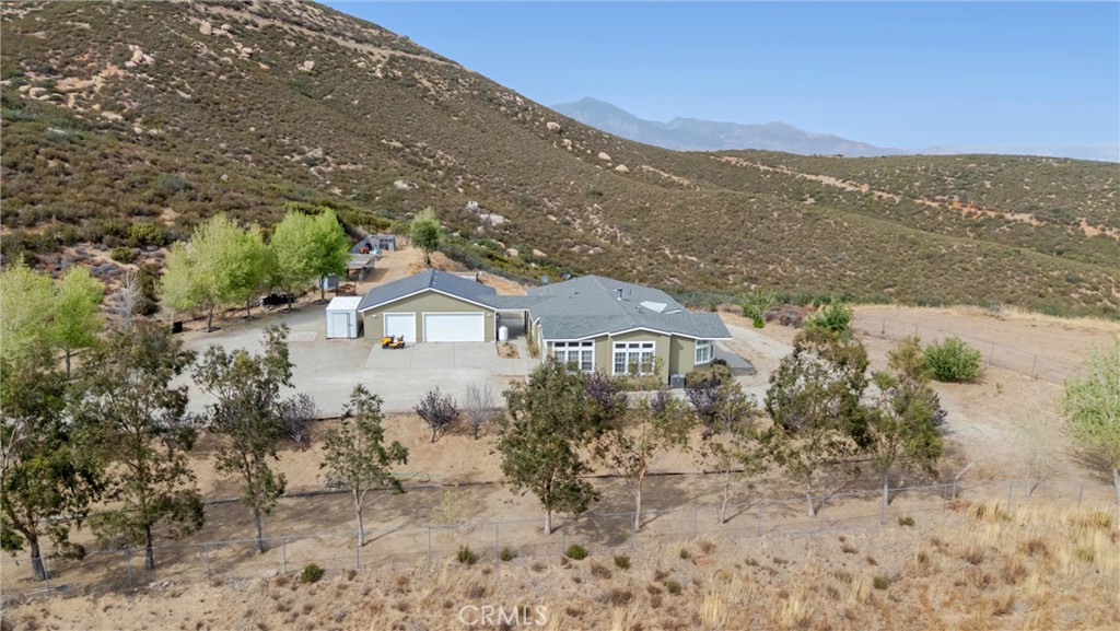 47180 Woodcliff Drive Property Photo 35