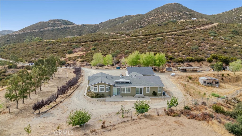 47180 Woodcliff Drive Property Photo 37