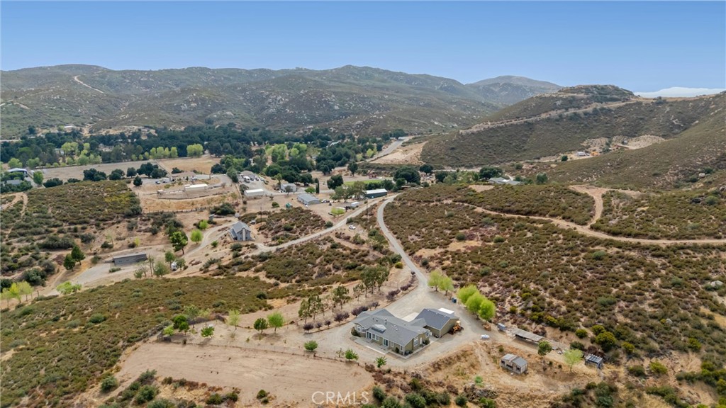 47180 Woodcliff Drive Property Photo 38