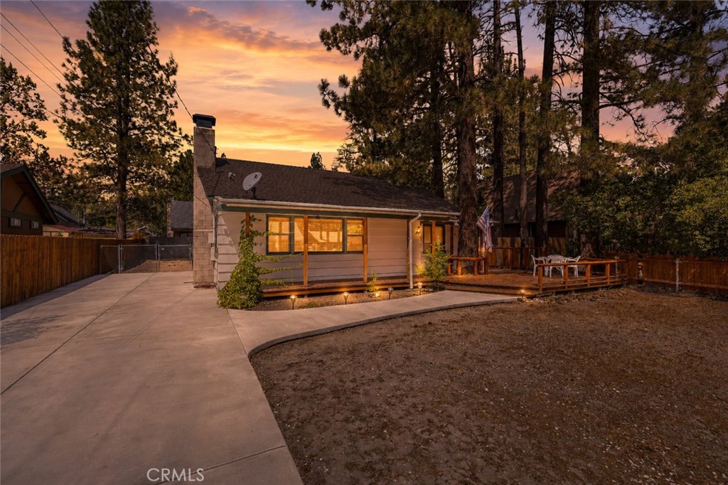 1029 Sierra Property Photo 2