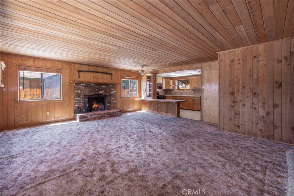 1029 Sierra Property Photo 7