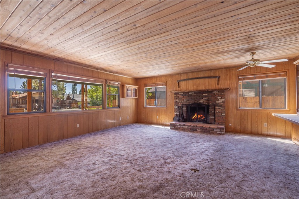 1029 Sierra Property Photo 8