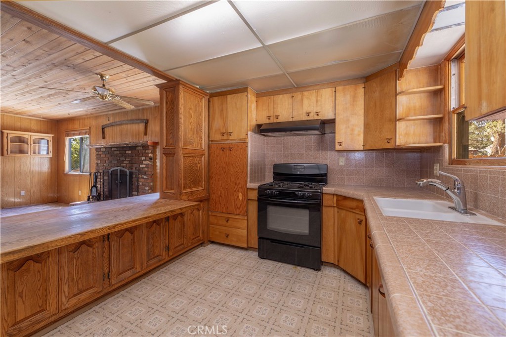 1029 Sierra Property Photo 12