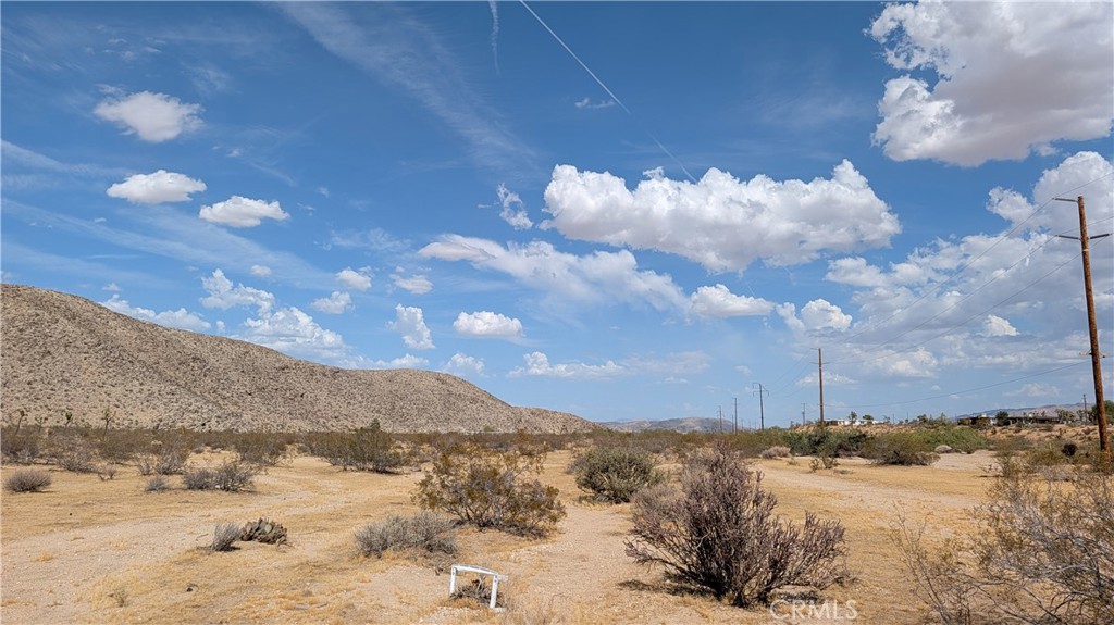 5940 Antelope Property Photo 7