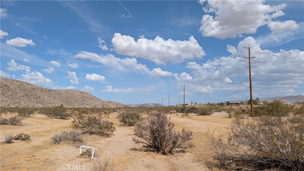 5940 Antelope Property Photo 8