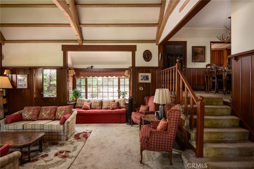 311 John Muir Property Photo 6