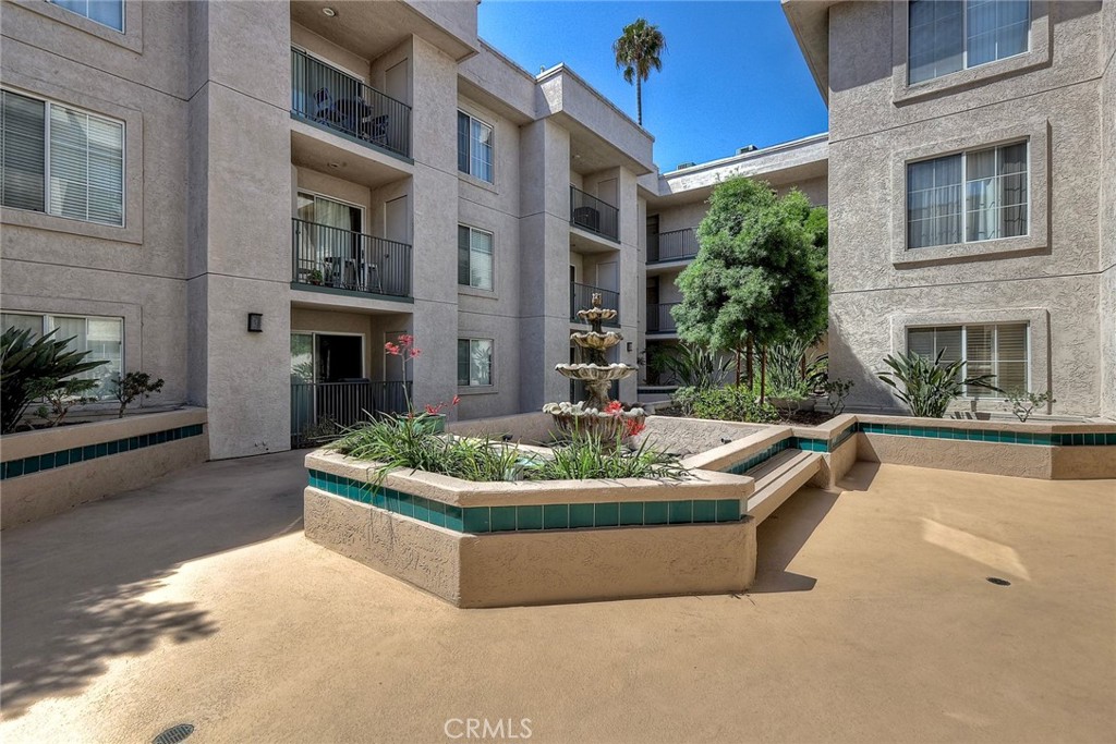 3078 Broadway 102 Property Photo 12