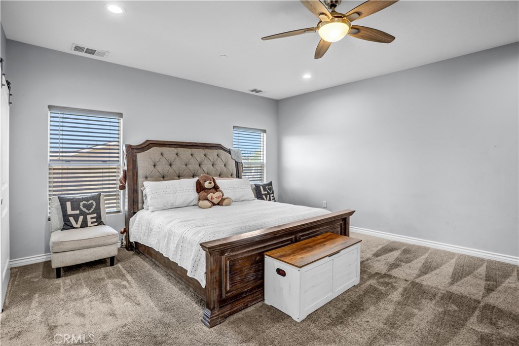 11078 Redwood Avenue Property Photo 11
