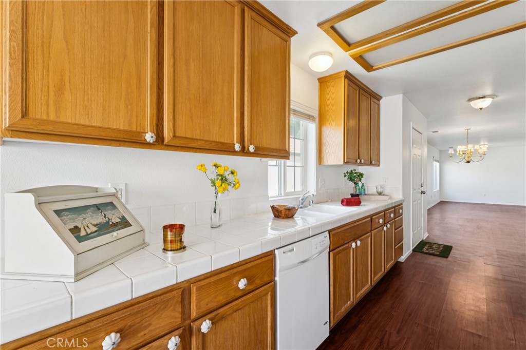 11561 Park Lane Property Photo 8