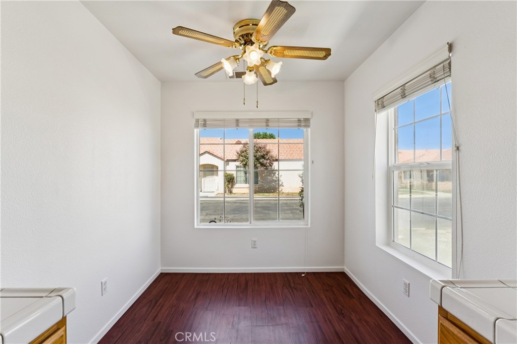 11561 Park Lane Property Photo 9