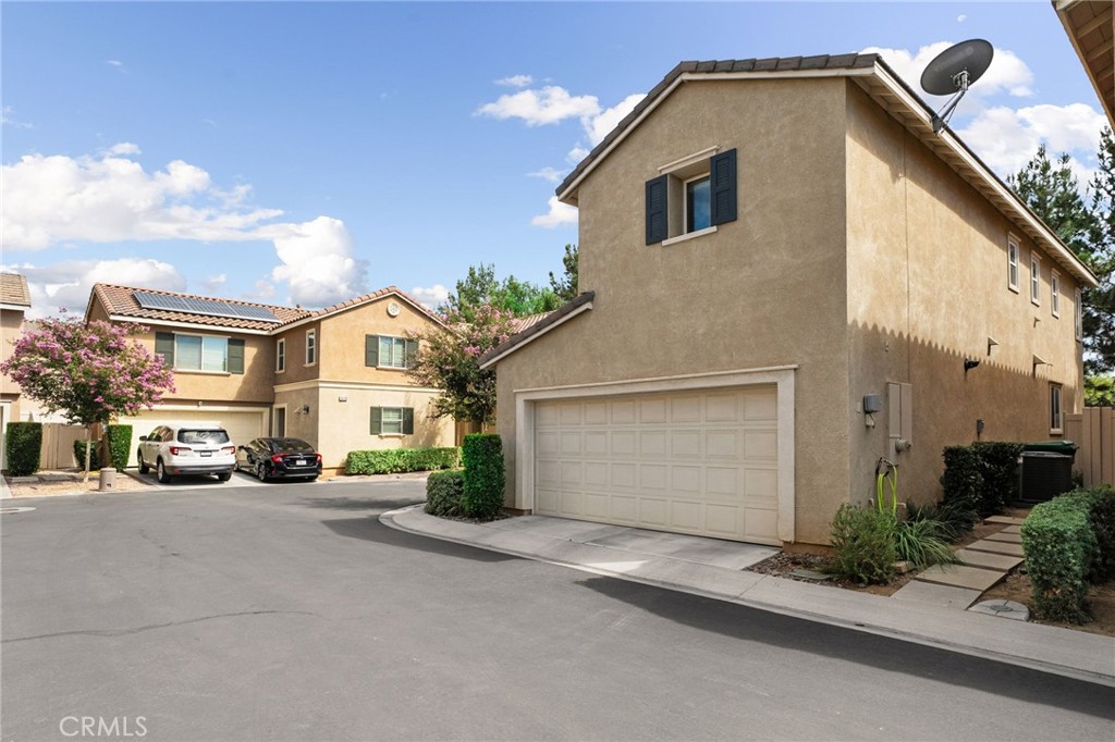 1430 Misty Lane F Property Photo 3