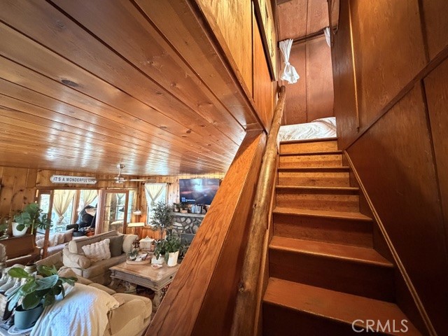 9544 Snow Drift Property Photo 8