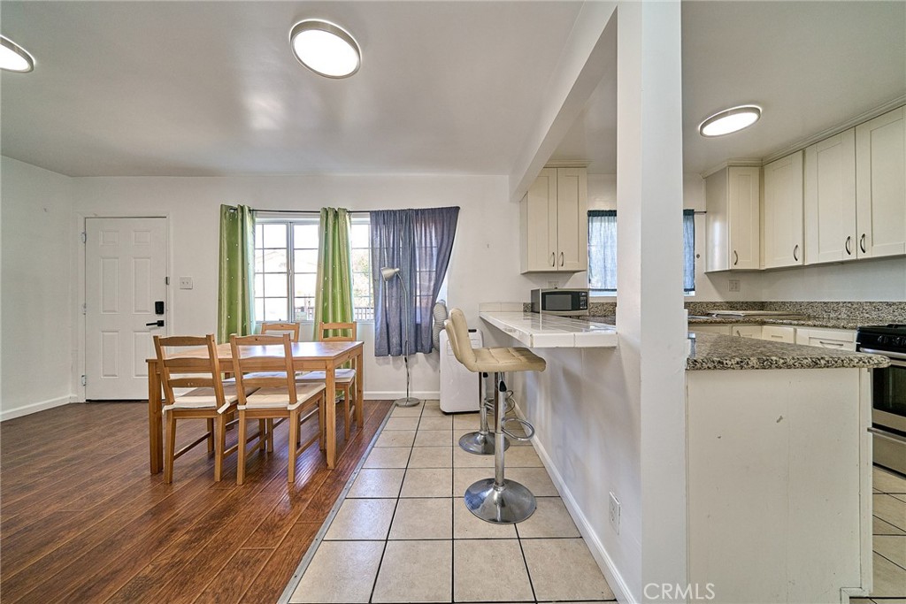 3011 S West View Property Photo 24