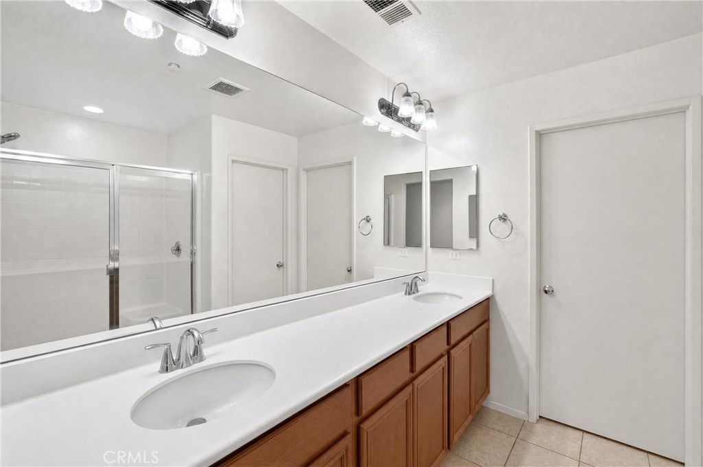 15723 Parkhouse 3 Property Photo 13