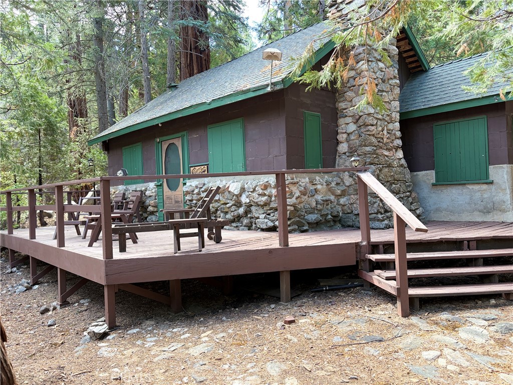 16 South Fork Road Property Photo 1