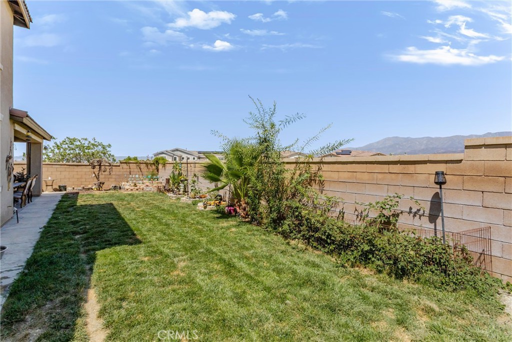 11454 Lyle Property Photo 30