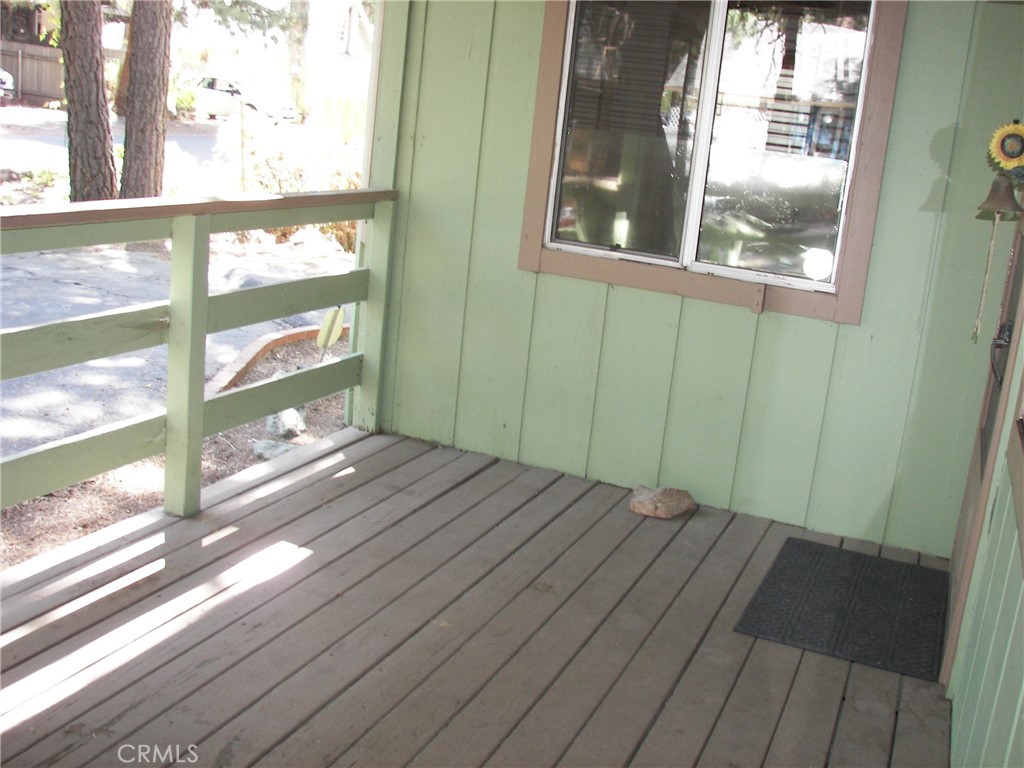 22920 Fir Property Photo 3