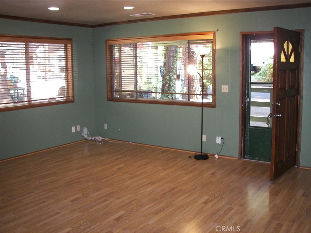 22920 Fir Property Photo 6